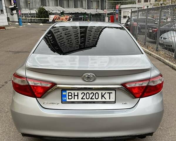 Серый Тойота Камри, объемом двигателя 2.49 л и пробегом 167 тыс. км за 13100 $, фото 7 на Automoto.ua