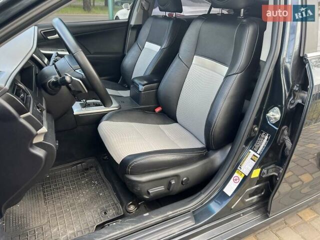Сірий Тойота Камрі, об'ємом двигуна 2.49 л та пробігом 124 тис. км за 11499 $, фото 2 на Automoto.ua