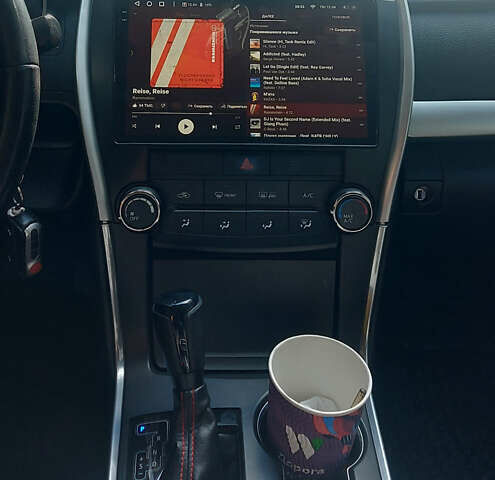 Серый Тойота Камри, объемом двигателя 2.49 л и пробегом 178 тыс. км за 14000 $, фото 9 на Automoto.ua