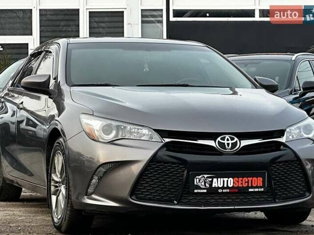 Серый Тойота Камри, объемом двигателя 2.5 л и пробегом 161 тыс. км за 13300 $, фото 4 на Automoto.ua