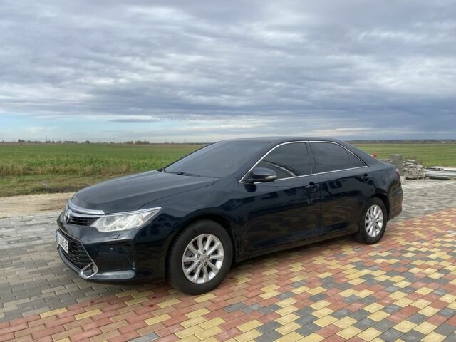 Тойота Камри 2015 в Броварах на Automoto.ua Серый Тойота Камри, объемом двигателя 2.5 л и пробегом 215 тыс. км за 16500 $, фото 2 на Automoto.ua