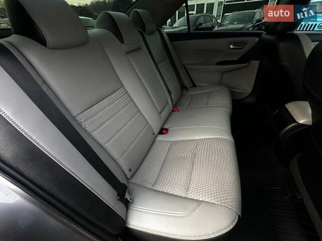 Серый Тойота Камри, объемом двигателя 2.5 л и пробегом 161 тыс. км за 13300 $, фото 15 на Automoto.ua