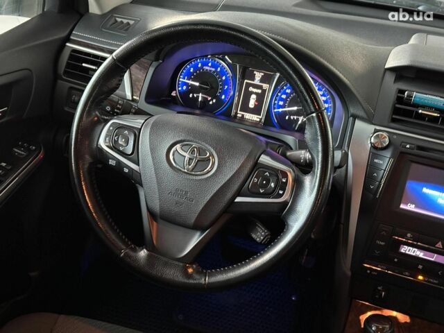 Тойота Камри 2015 в Одессе на Automoto.ua Серый Тойота Камри, объемом двигателя 2.5 л и пробегом 180 тыс. км за 16480 $, фото 19 на Automoto.ua