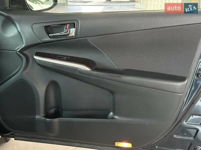 Тойота Камри 2015 в Одессе на Automoto.ua Серый Тойота Камри, объемом двигателя 2.5 л и пробегом 180 тыс. км за 16480 $, фото 21 на Automoto.ua