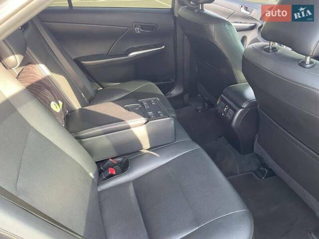 Серый Тойота Камри, объемом двигателя 2.49 л и пробегом 247 тыс. км за 19300 $, фото 9 на Automoto.ua
