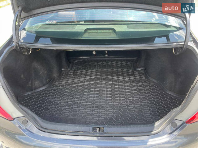 Серый Тойота Камри, объемом двигателя 2.49 л и пробегом 138 тыс. км за 11700 $, фото 18 на Automoto.ua