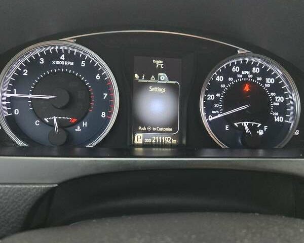 Серый Тойота Камри, объемом двигателя 2.5 л и пробегом 211 тыс. км за 12600 $, фото 16 на Automoto.ua