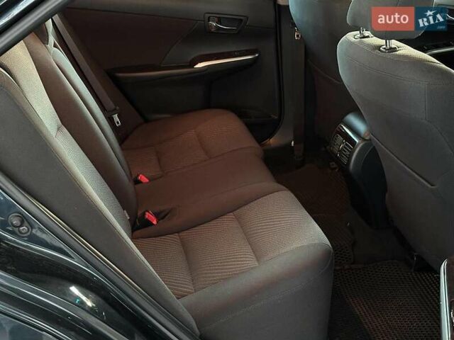 Тойота Камри 2015 в Одессе на Automoto.ua Серый Тойота Камри, объемом двигателя 2.5 л и пробегом 180 тыс. км за 16480 $, фото 15 на Automoto.ua