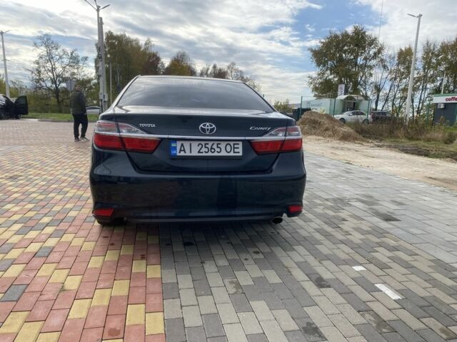 Тойота Камри 2015 в Броварах на Automoto.ua Серый Тойота Камри, объемом двигателя 2.5 л и пробегом 215 тыс. км за 16500 $, фото 4 на Automoto.ua