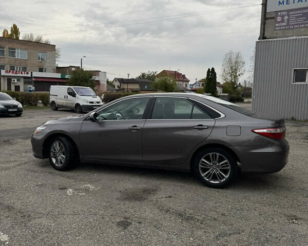 Тойота Камри 2015 в Харькове на Automoto.ua Серый Тойота Камри, объемом двигателя 2.49 л и пробегом 196 тыс. км за 12500 $, фото 6 на Automoto.ua