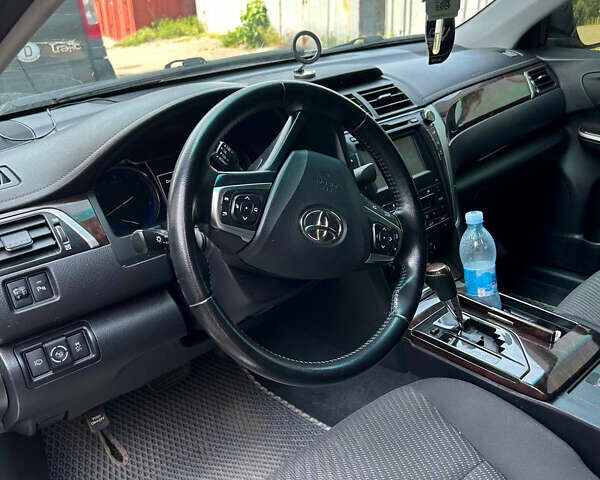 Сірий Тойота Камрі, об'ємом двигуна 2.49 л та пробігом 192 тис. км за 16000 $, фото 6 на Automoto.ua