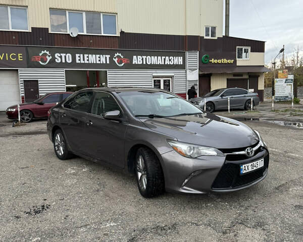 Тойота Камри 2015 в Харькове на Automoto.ua Серый Тойота Камри, объемом двигателя 2.49 л и пробегом 196 тыс. км за 12500 $, фото 22 на Automoto.ua