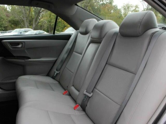 Тойота Камри 2015 в Житомире на Automoto.ua Серый Тойота Камри, объемом двигателя 2.5 л и пробегом 77 тыс. км за 8000 $, фото 11 на Automoto.ua