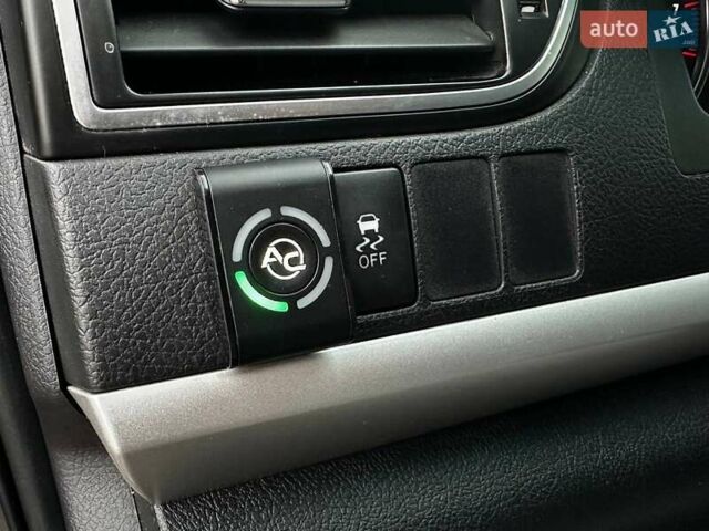 Серый Тойота Камри, объемом двигателя 2.5 л и пробегом 161 тыс. км за 13300 $, фото 30 на Automoto.ua