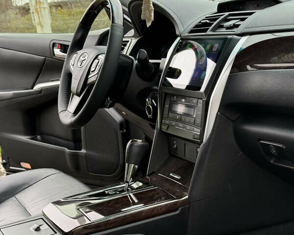 Сірий Тойота Камрі, об'ємом двигуна 2.5 л та пробігом 209 тис. км за 14500 $, фото 9 на Automoto.ua