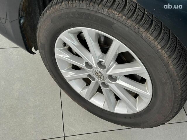 Тойота Камри 2015 в Одессе на Automoto.ua Серый Тойота Камри, объемом двигателя 2.5 л и пробегом 180 тыс. км за 16480 $, фото 8 на Automoto.ua