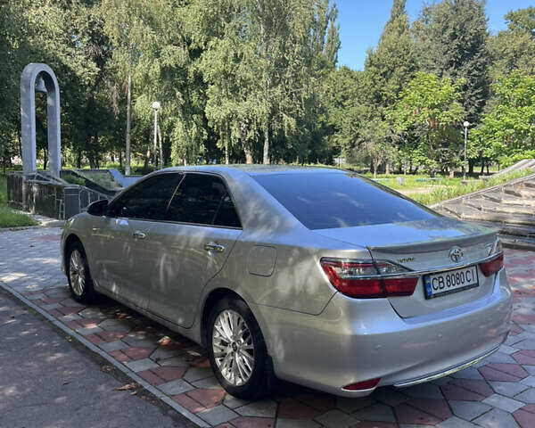 Серый Тойота Камри, объемом двигателя 2.49 л и пробегом 245 тыс. км за 15400 $, фото 9 на Automoto.ua