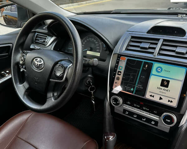 Серый Тойота Камри, объемом двигателя 2.49 л и пробегом 138 тыс. км за 11700 $, фото 9 на Automoto.ua