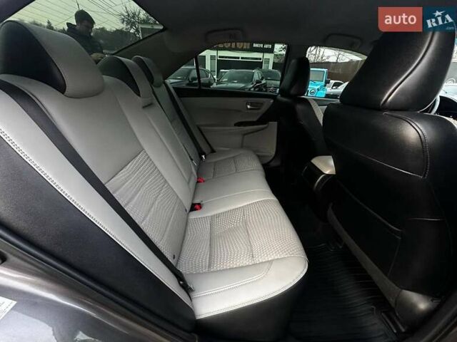 Серый Тойота Камри, объемом двигателя 2.5 л и пробегом 161 тыс. км за 13300 $, фото 16 на Automoto.ua