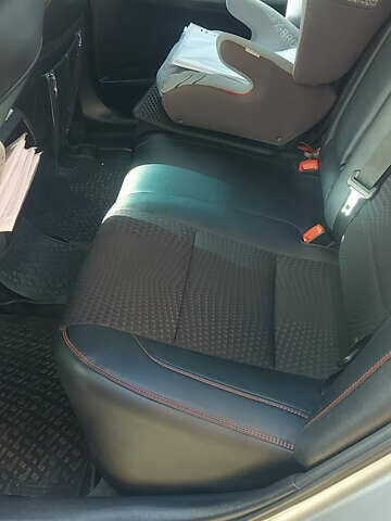 Серый Тойота Камри, объемом двигателя 2.49 л и пробегом 178 тыс. км за 14000 $, фото 10 на Automoto.ua