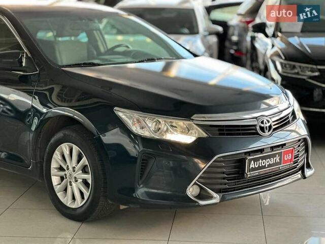 Тойота Камри 2015 в Одессе на Automoto.ua Серый Тойота Камри, объемом двигателя 2.5 л и пробегом 180 тыс. км за 16480 $, фото 7 на Automoto.ua