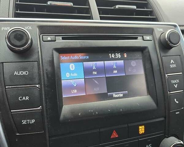 Серый Тойота Камри, объемом двигателя 2.5 л и пробегом 211 тыс. км за 12600 $, фото 13 на Automoto.ua