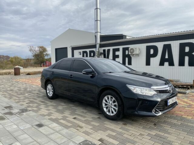 Тойота Камри 2015 в Броварах на Automoto.ua Серый Тойота Камри, объемом двигателя 2.5 л и пробегом 215 тыс. км за 16500 $, фото 6 на Automoto.ua