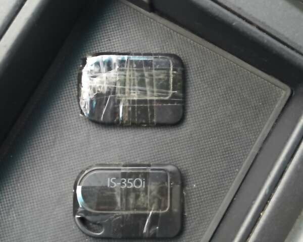 Серый Тойота Камри, объемом двигателя 2.49 л и пробегом 210 тыс. км за 10900 $, фото 11 на Automoto.ua