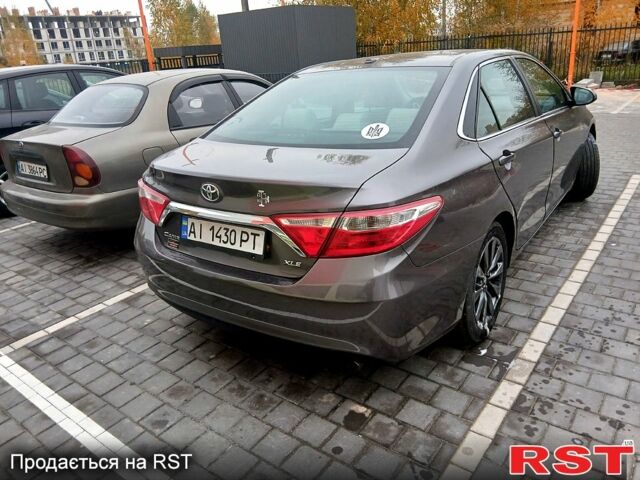 Тойота Камри 2015 в Киеве на Automoto.ua Серый Тойота Камри, объемом двигателя 2.5 л и пробегом 190 тыс. км за 13000 $, фото 4 на Automoto.ua