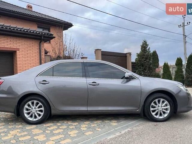 Серый Тойота Камри, объемом двигателя 2.49 л и пробегом 215 тыс. км за 15300 $, фото 33 на Automoto.ua