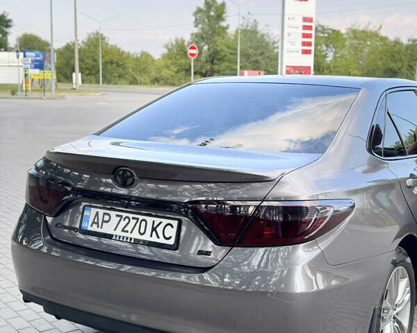 Сірий Тойота Камрі, об'ємом двигуна 2.49 л та пробігом 183 тис. км за 13300 $, фото 4 на Automoto.ua