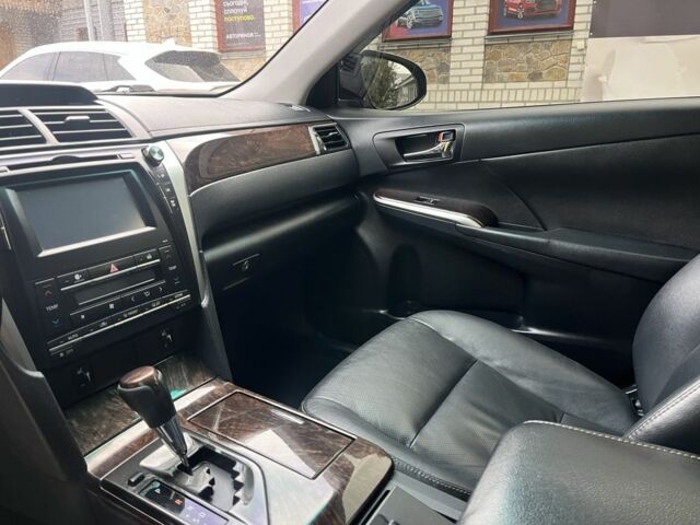 Тойота Камри 2015 в Белой Церкве на Automoto.ua Серый Тойота Камри, объемом двигателя 2.5 л и пробегом 307 тыс. км за 16500 $, фото 15 на Automoto.ua