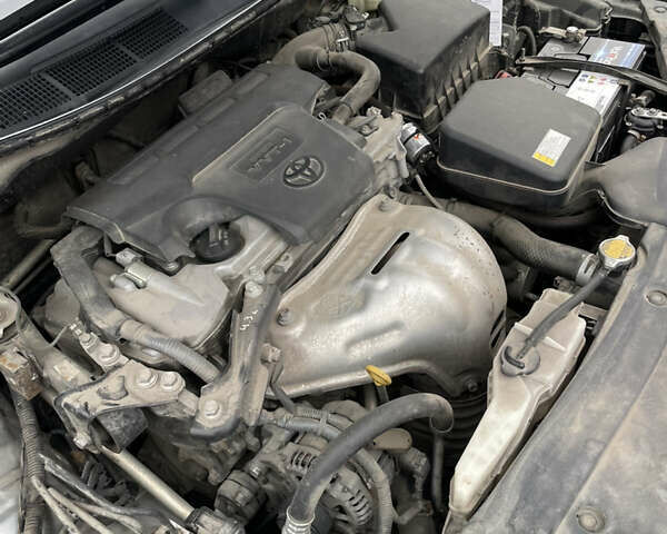 Серый Тойота Камри, объемом двигателя 2.49 л и пробегом 161 тыс. км за 14900 $, фото 14 на Automoto.ua