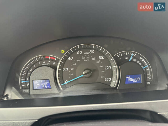 Сірий Тойота Камрі, об'ємом двигуна 2.49 л та пробігом 210 тис. км за 14950 $, фото 12 на Automoto.ua