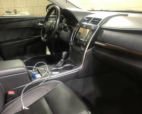 Серый Тойота Камри, объемом двигателя 2.5 л и пробегом 135 тыс. км за 16500 $, фото 15 на Automoto.ua