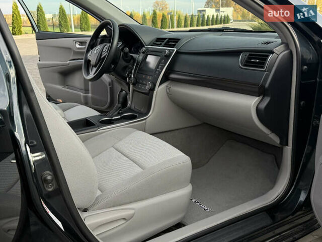Тойота Камри 2015 в Житомире на Automoto.ua Серый Тойота Камри, объемом двигателя 2.5 л и пробегом 158 тыс. км за 12900 $, фото 18 на Automoto.ua