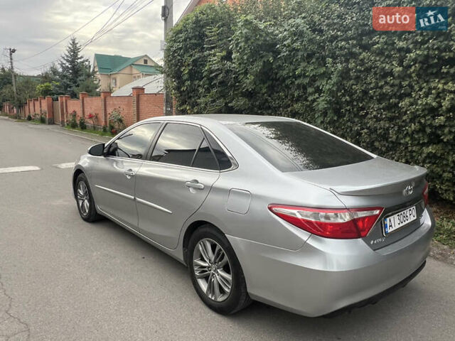 Серый Тойота Камри, объемом двигателя 2.49 л и пробегом 251 тыс. км за 10600 $, фото 7 на Automoto.ua