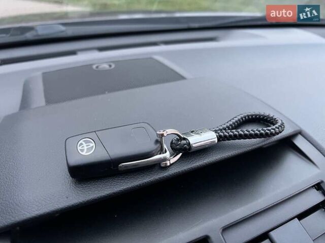 Серый Тойота Камри, объемом двигателя 2.49 л и пробегом 215 тыс. км за 15300 $, фото 19 на Automoto.ua