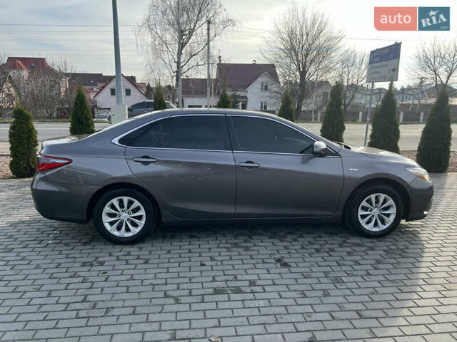 Сірий Тойота Камрі, об'ємом двигуна 2.49 л та пробігом 175 тис. км за 12000 $, фото 6 на Automoto.ua