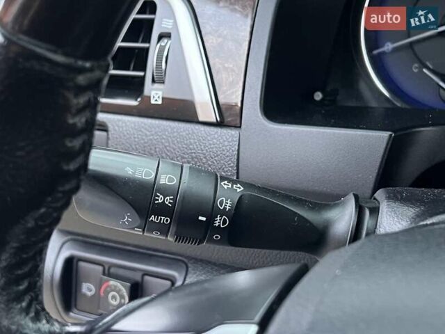 Серый Тойота Камри, объемом двигателя 2.49 л и пробегом 215 тыс. км за 15300 $, фото 16 на Automoto.ua