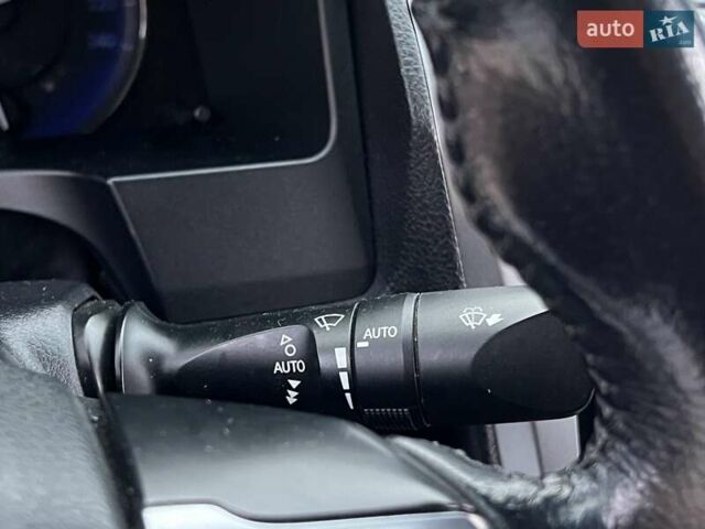 Серый Тойота Камри, объемом двигателя 2.5 л и пробегом 215 тыс. км за 14999 $, фото 14 на Automoto.ua