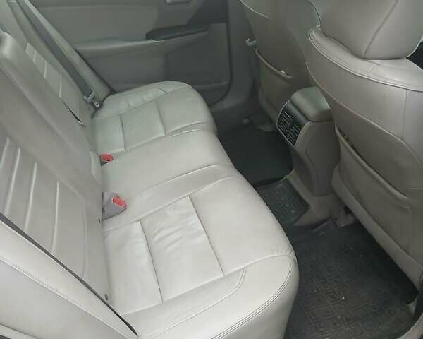 Сірий Тойота Камрі, об'ємом двигуна 2.49 л та пробігом 190 тис. км за 13000 $, фото 1 на Automoto.ua