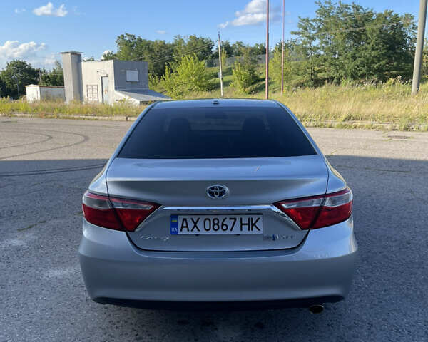 Серый Тойота Камри, объемом двигателя 2.5 л и пробегом 280 тыс. км за 15200 $, фото 4 на Automoto.ua