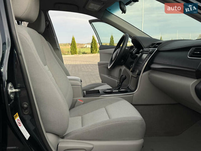 Тойота Камри 2015 в Житомире на Automoto.ua Серый Тойота Камри, объемом двигателя 2.5 л и пробегом 158 тыс. км за 12900 $, фото 19 на Automoto.ua