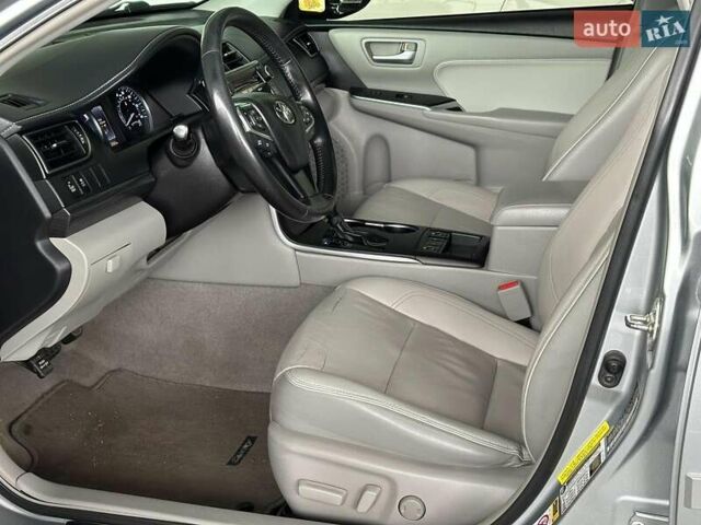 Тойота Камри 2015 в Одессе на Automoto.ua Серый Тойота Камри, объемом двигателя 2.5 л и пробегом 157 тыс. км за 13980 $, фото 11 на Automoto.ua