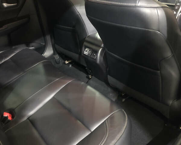 Серый Тойота Камри, объемом двигателя 2.5 л и пробегом 135 тыс. км за 16500 $, фото 13 на Automoto.ua