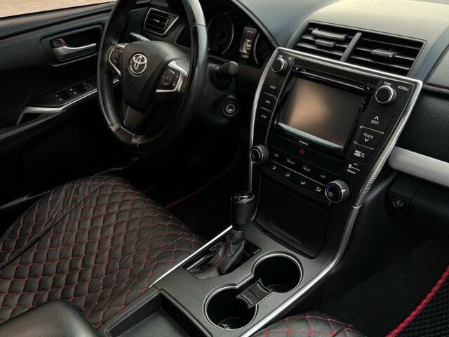 Тойота Камри 2015 в Виннице на Automoto.ua Серый Тойота Камри, объемом двигателя 2.5 л и пробегом 130 тыс. км за 13500 $, фото 10 на Automoto.ua