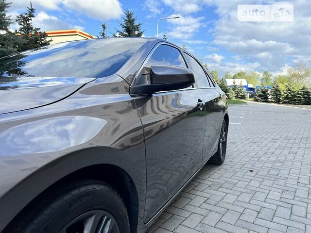 Серый Тойота Камри, объемом двигателя 2.49 л и пробегом 116 тыс. км за 13850 $, фото 14 на Automoto.ua