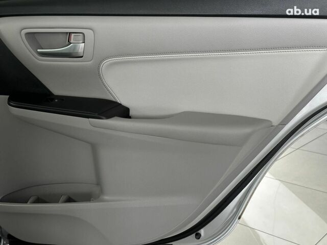 Тойота Камри 2015 в Одессе на Automoto.ua Серый Тойота Камри, объемом двигателя 2.5 л и пробегом 157 тыс. км за 13980 $, фото 20 на Automoto.ua