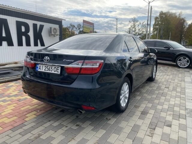 Тойота Камри 2015 в Броварах на Automoto.ua Серый Тойота Камри, объемом двигателя 2.5 л и пробегом 215 тыс. км за 16500 $, фото 5 на Automoto.ua